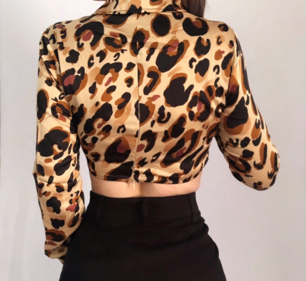 Leopard print top