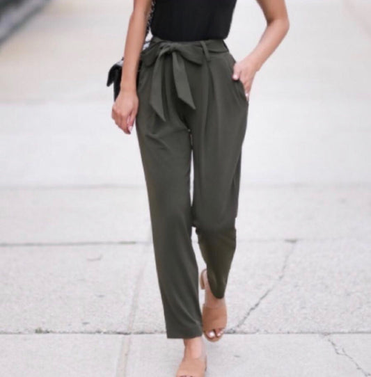 Olive green tie-waist cropped pants