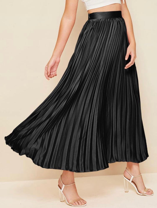 Black pleated skirt