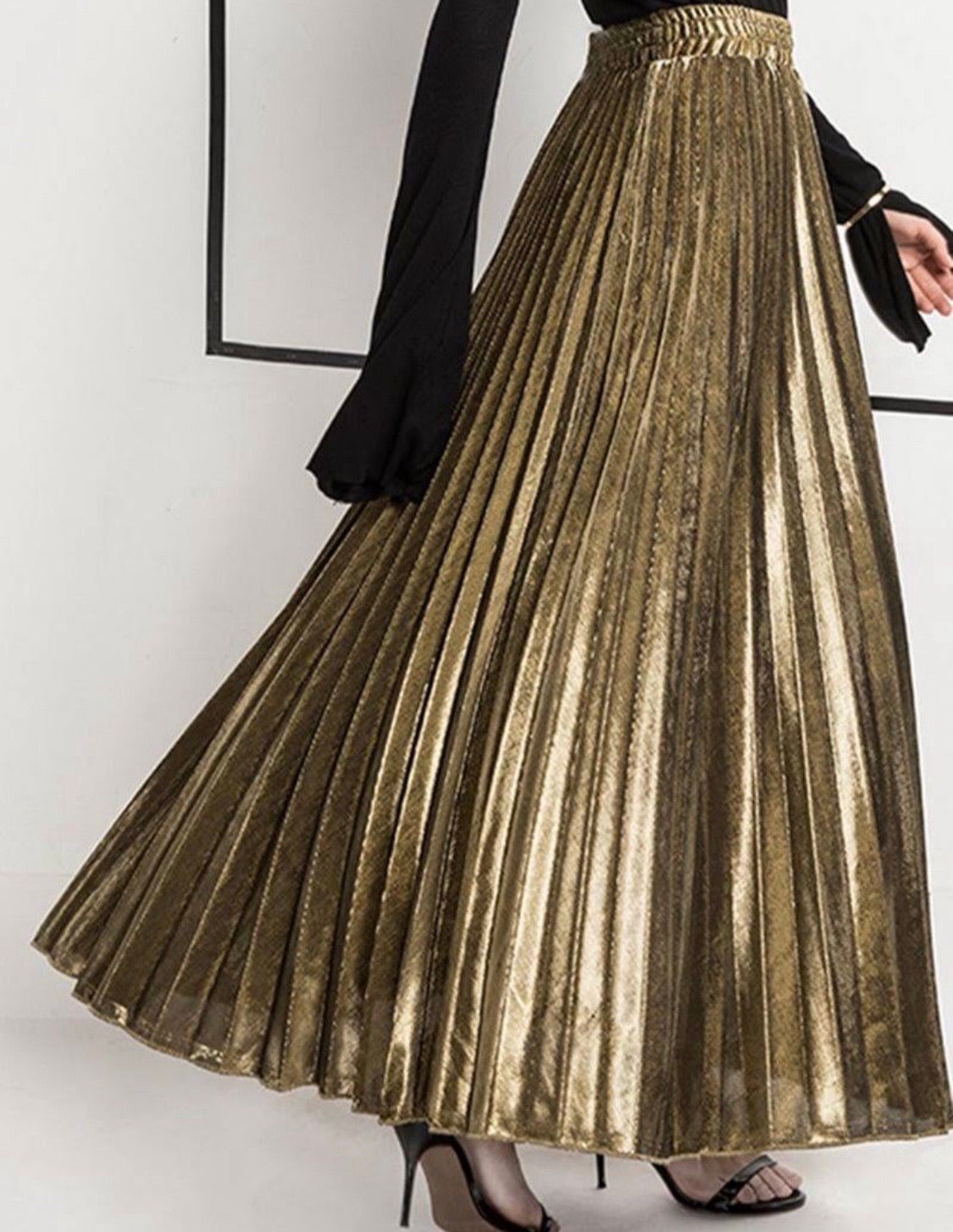 Gold pleated skirt